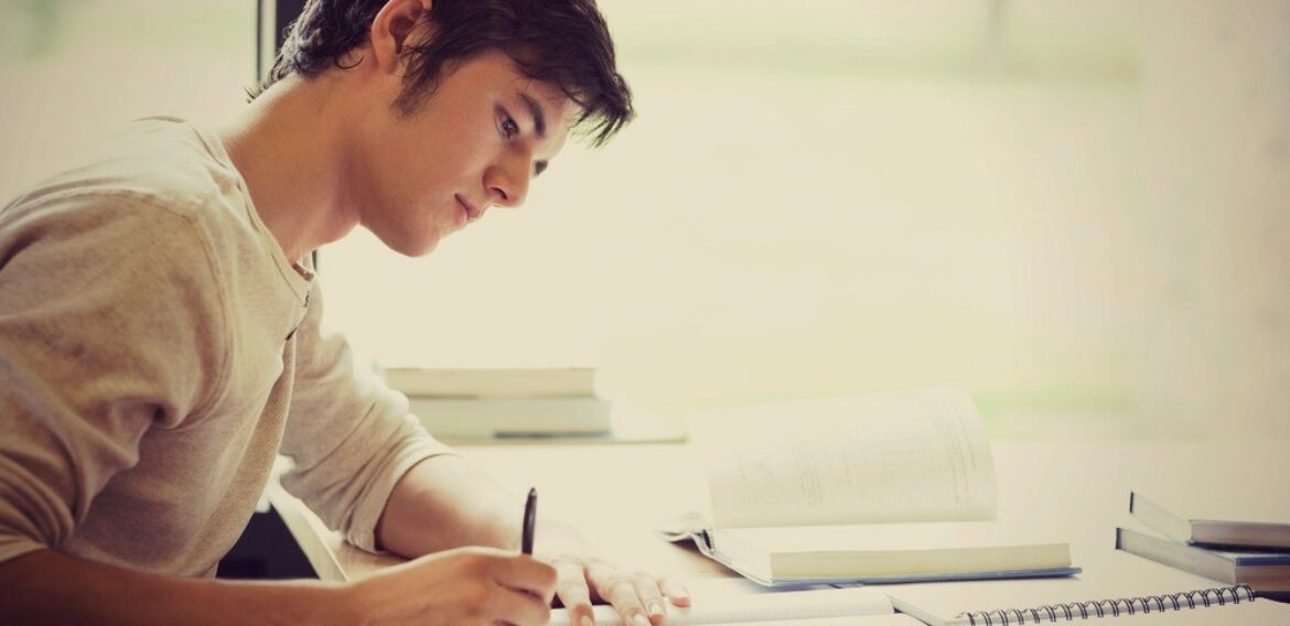 How do I achieve my goal in studies ?